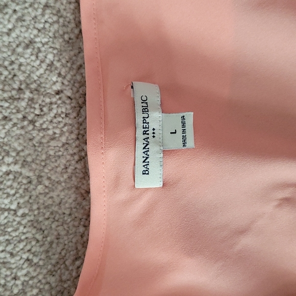 Sleevless shell - Picture 2 of 2